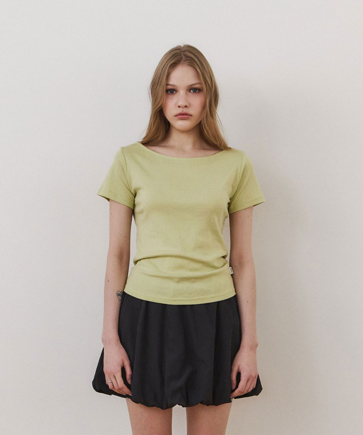 우네(OONE) Pima Layer Boat-Neck Top_Olive