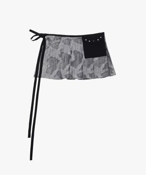 리벳 포켓 랩 레이어드 스커트_Black : RADIANT183