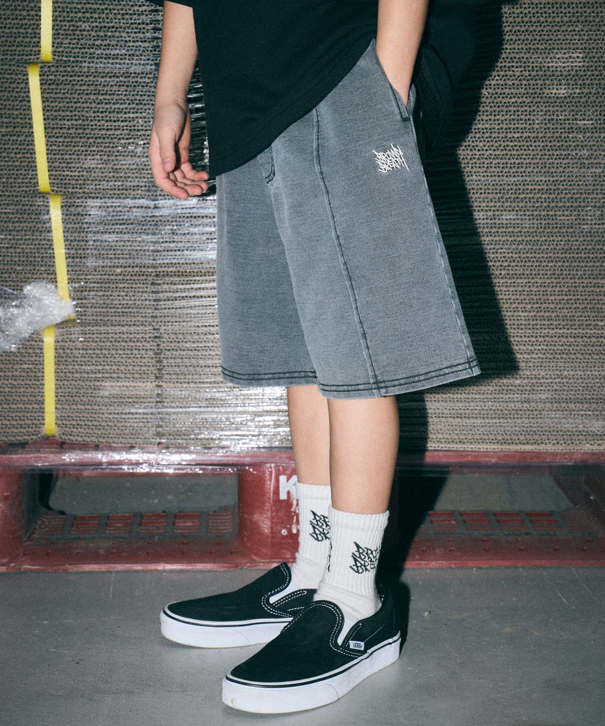 브라운브레스 키즈(BROWNBREATH KIDS) KIDS TAG JERSEY DENIM SHORTS - BLACK