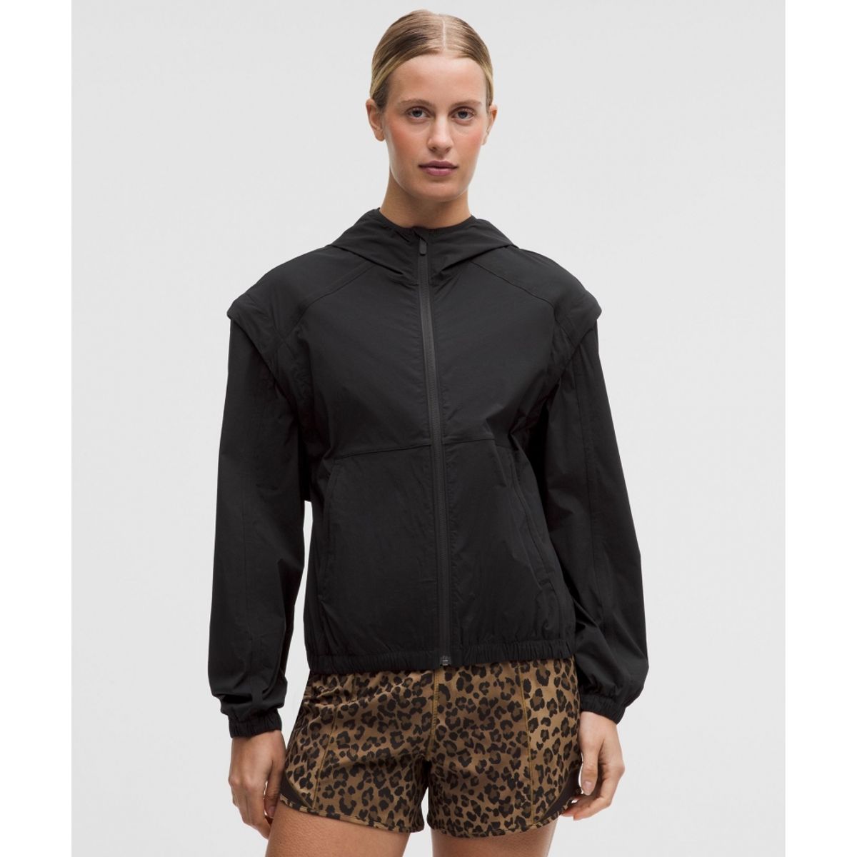 룰루레몬(LULULEMON) 트랜스포머블 윈드브레이커  BLK BLK