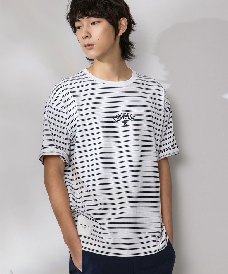 스트라이프 로고 루즈 핏 티셔츠 에그렛 UCJ690-W2Y