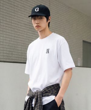 고딕 심볼 오버핏 반팔티셔츠 화이트 MMST6940