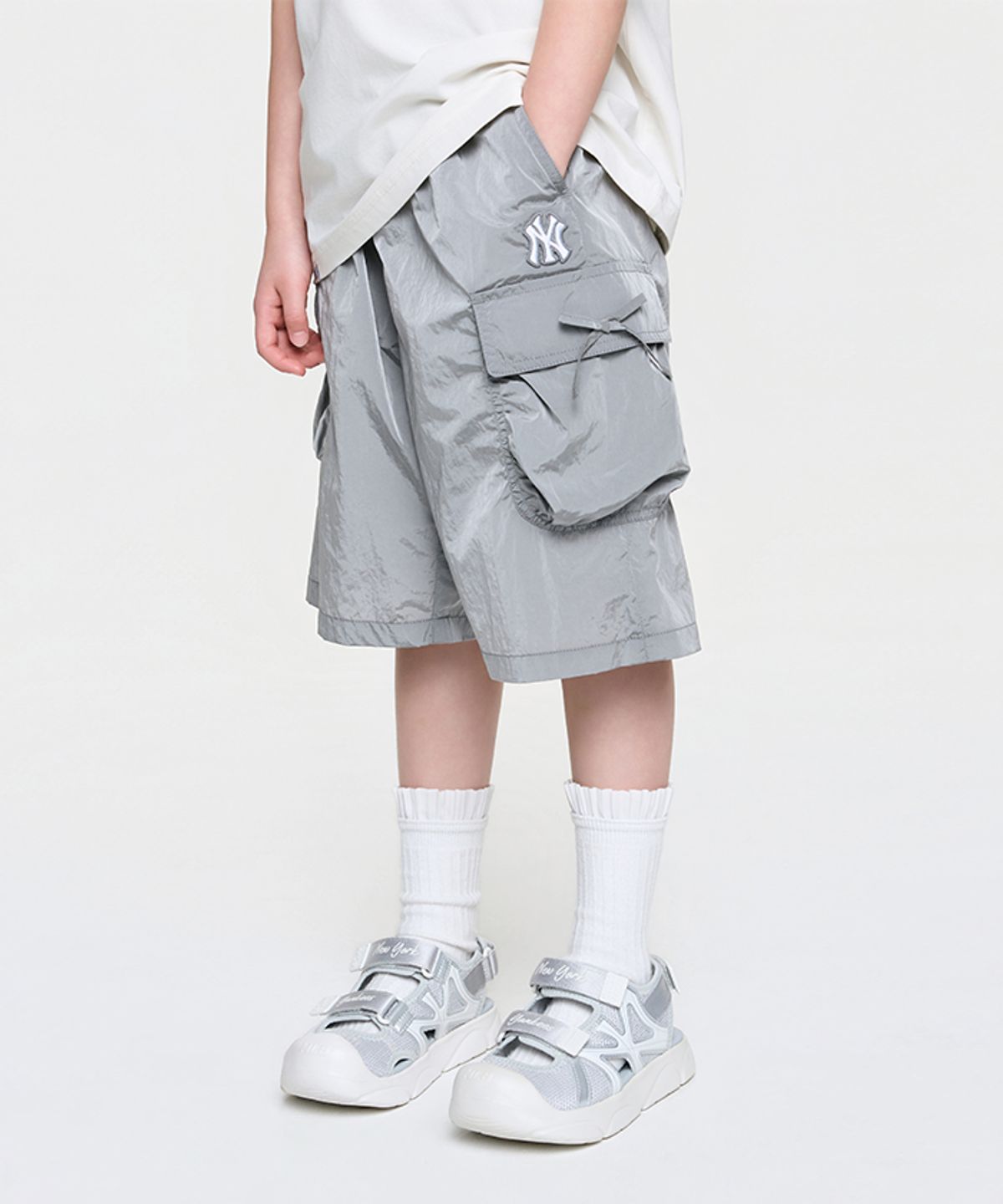 엠엘비 키즈(MLB KIDS) 스트릿 걸즈 버뮤다 팬츠 NY (Silver)