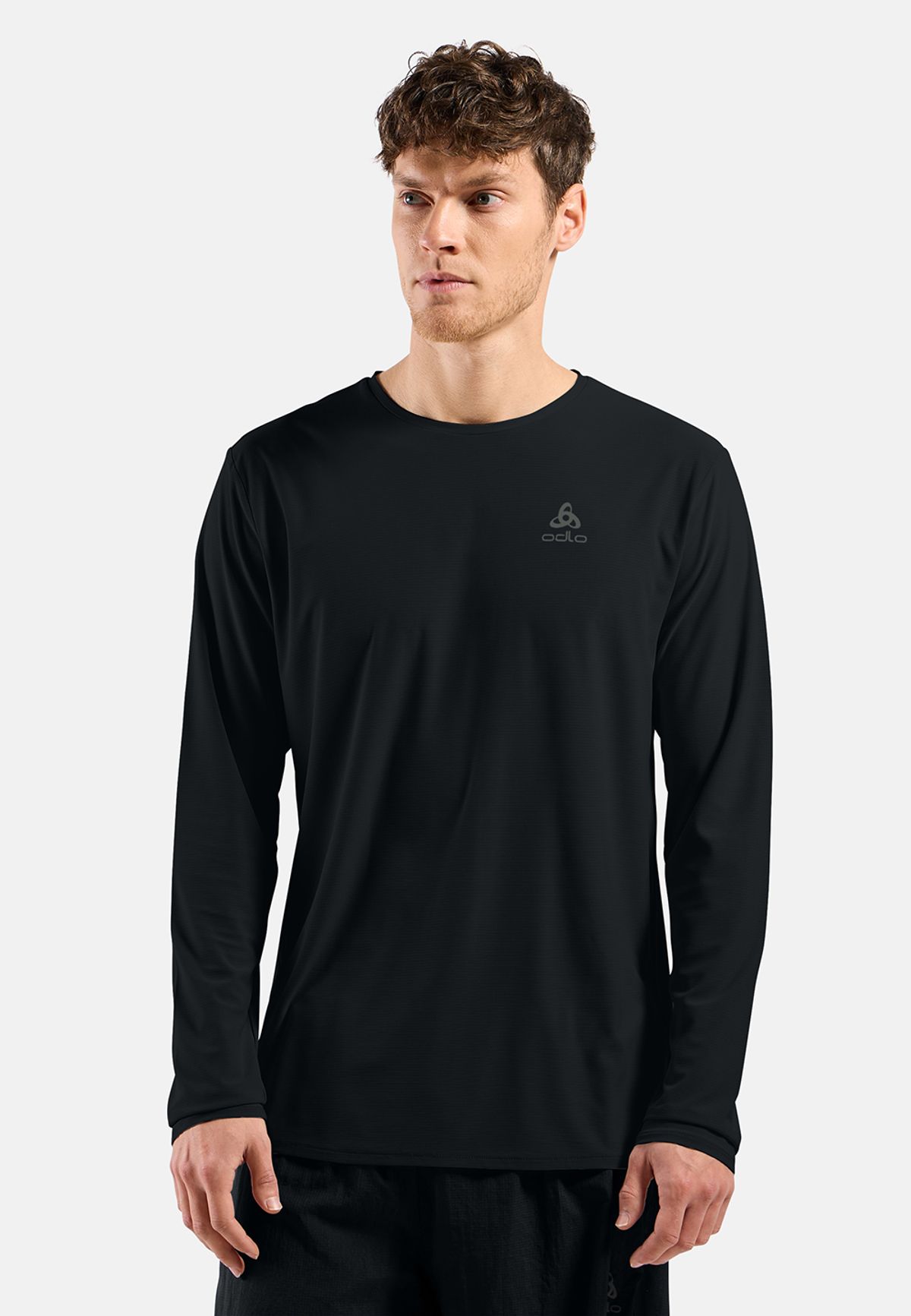 오들로(ODLO) 제로웨이트 칠텍 티셔츠L/S 남성 (315702_15000)