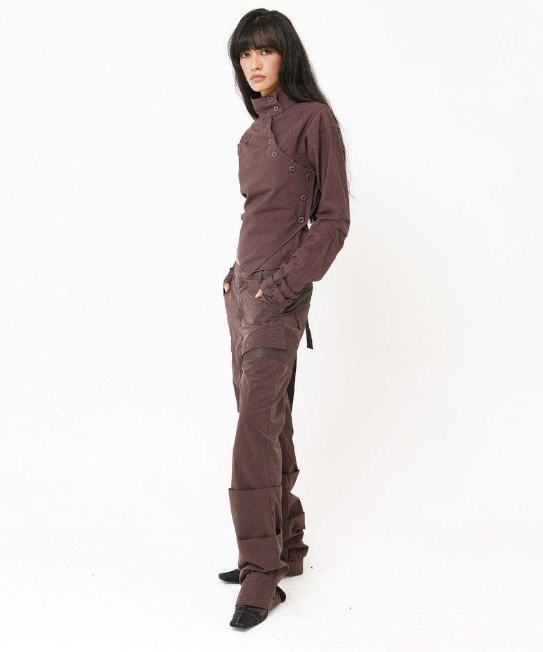 STITCHED FLAP PANEL TUCK PANTS BURGUNDY
