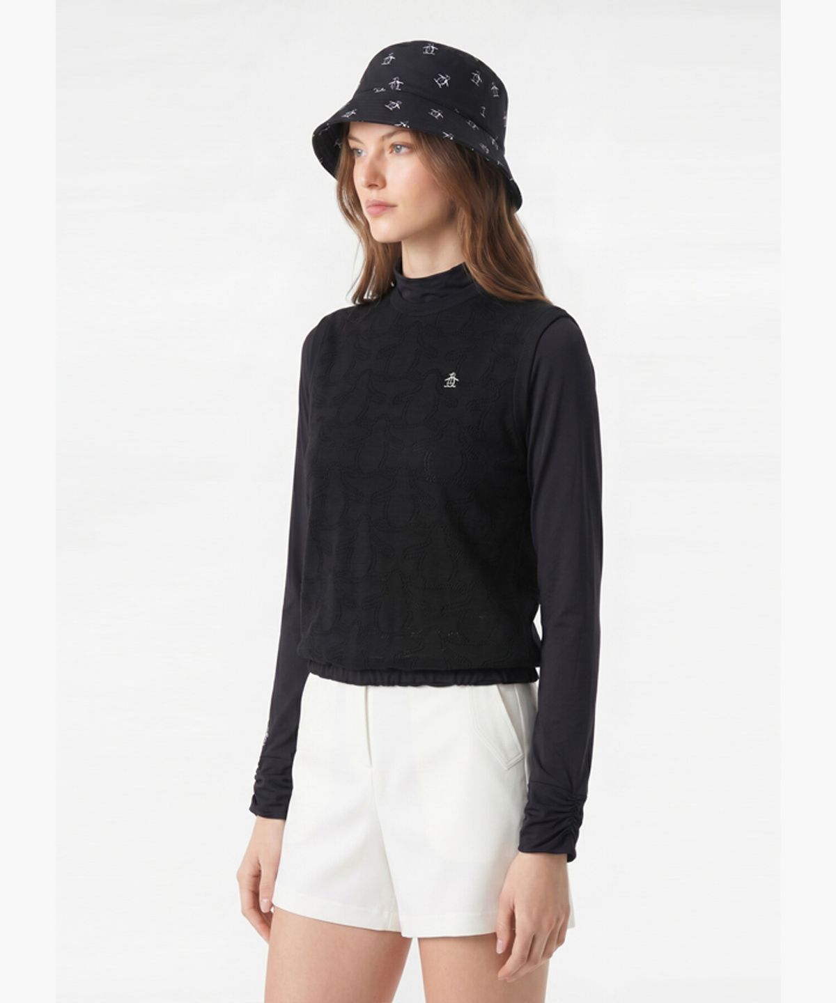 먼싱웨어(MUNSINGWEAR) 여성 스카시 조직 베스트 블랙 MR222LKV51