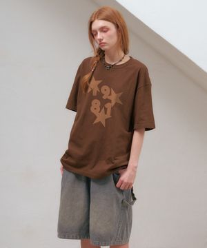 1981 스타 오버핏 반팔 티셔츠 [ 브라운 ]