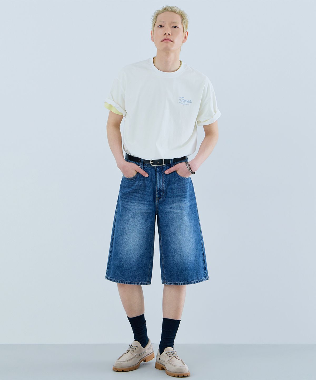 게스(GUESS) 1color 남성 데님 버뮤다 팬츠 MQ2D9061