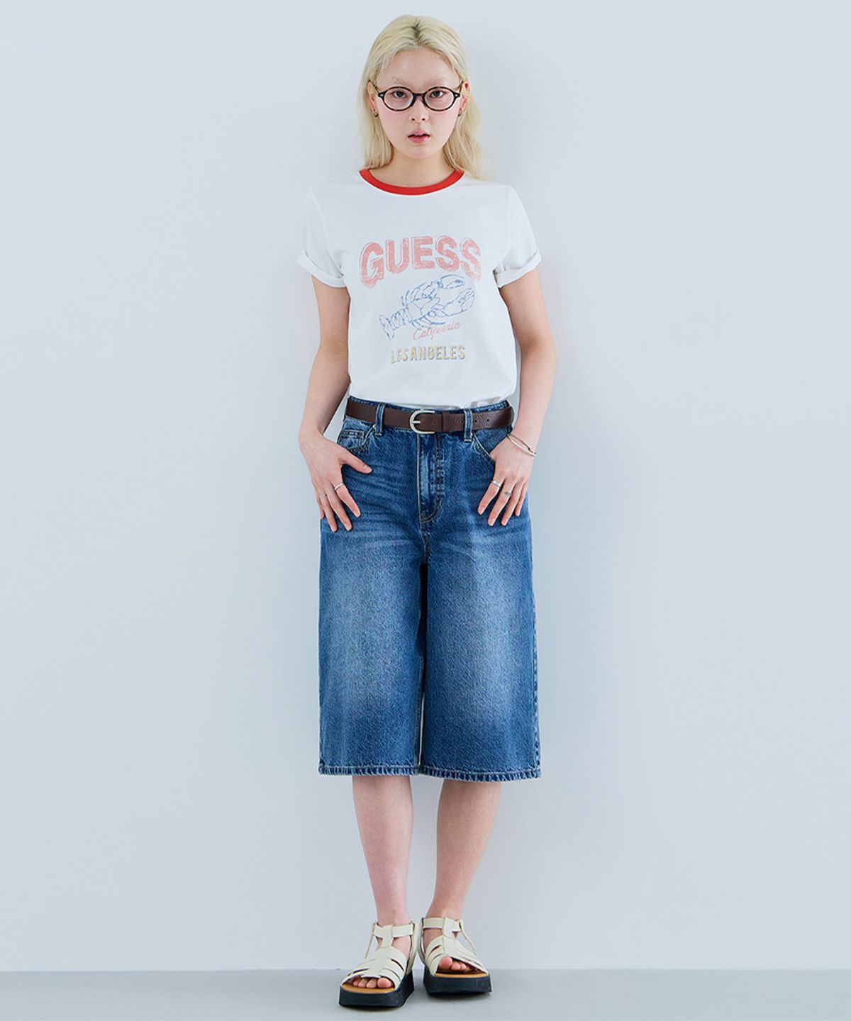 게스(GUESS) 1color 인디고 버뮤다 팬츠 OQ2D5990