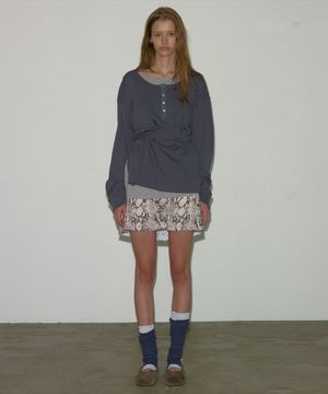 LAYERED HENLEY TOP CHARCOAL