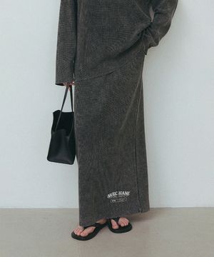 [THE H] 와플 맥시 롱 스커트_Charcoal