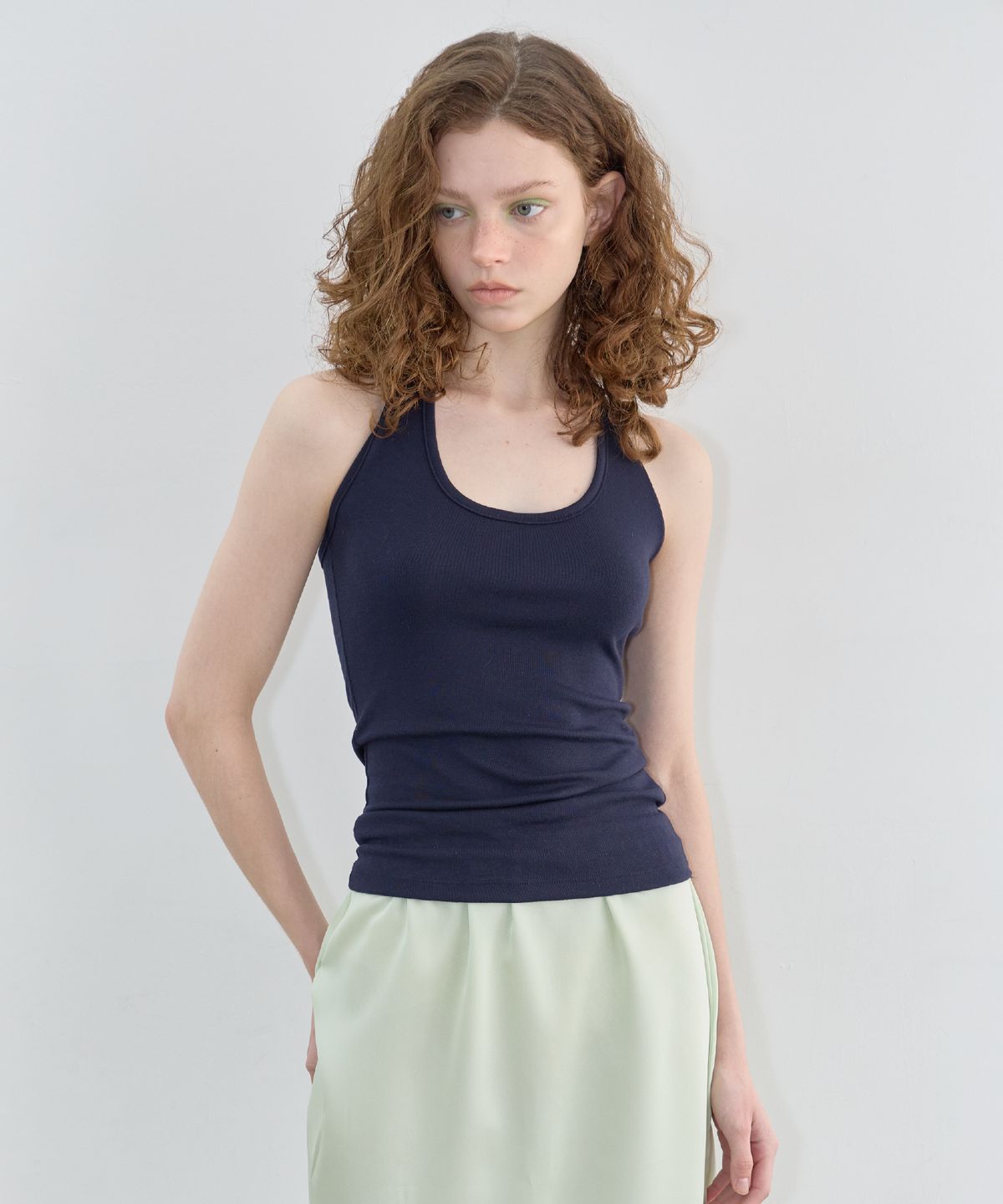 레터리(LETERIE) HALTER NECK SLEEVELESS_NAVY