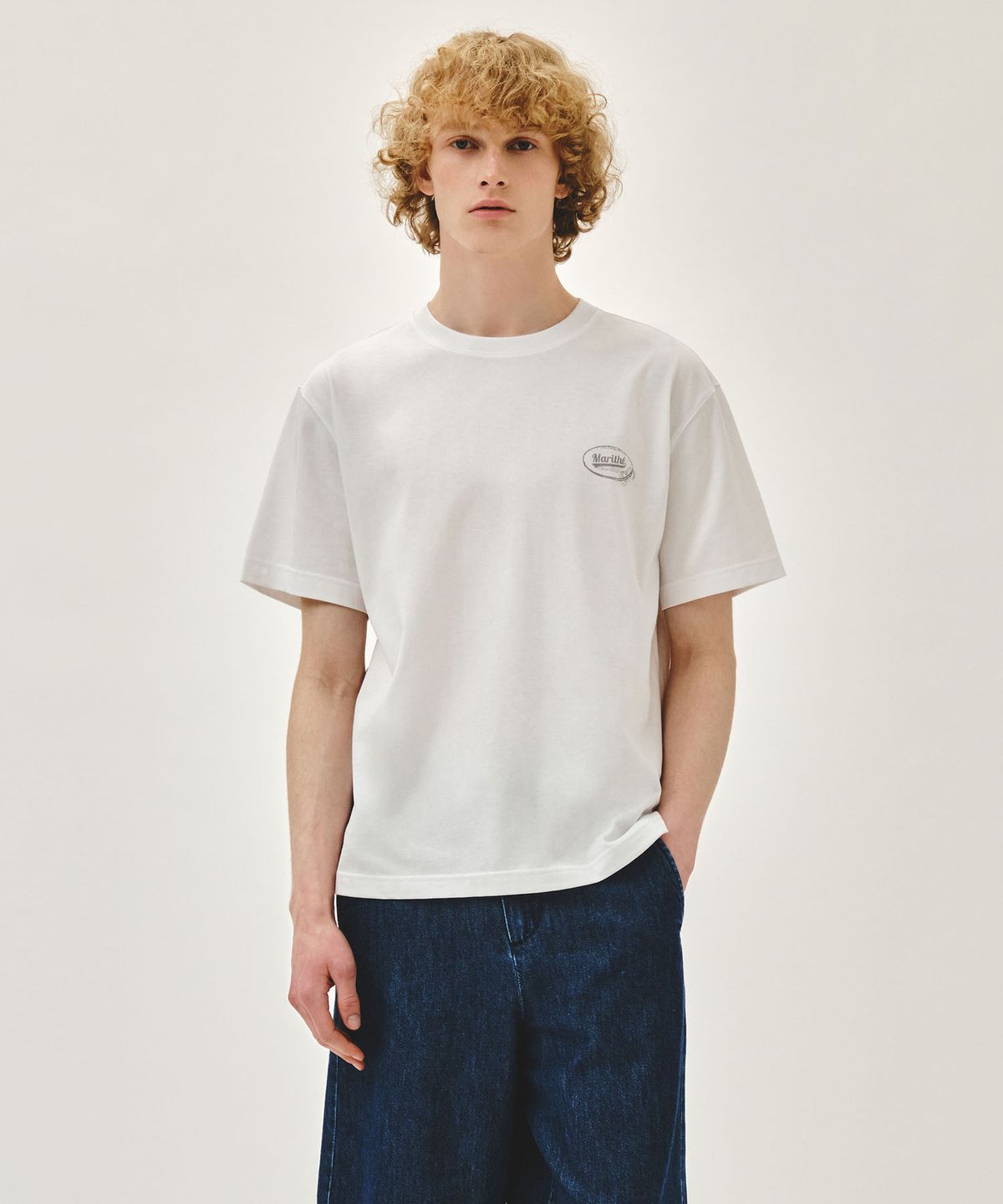 마리떼 프랑소와 저버(MARITHÉ + FRANҪOIS GIRBAUD) VINTAGE LOGO TYPO TEE white
