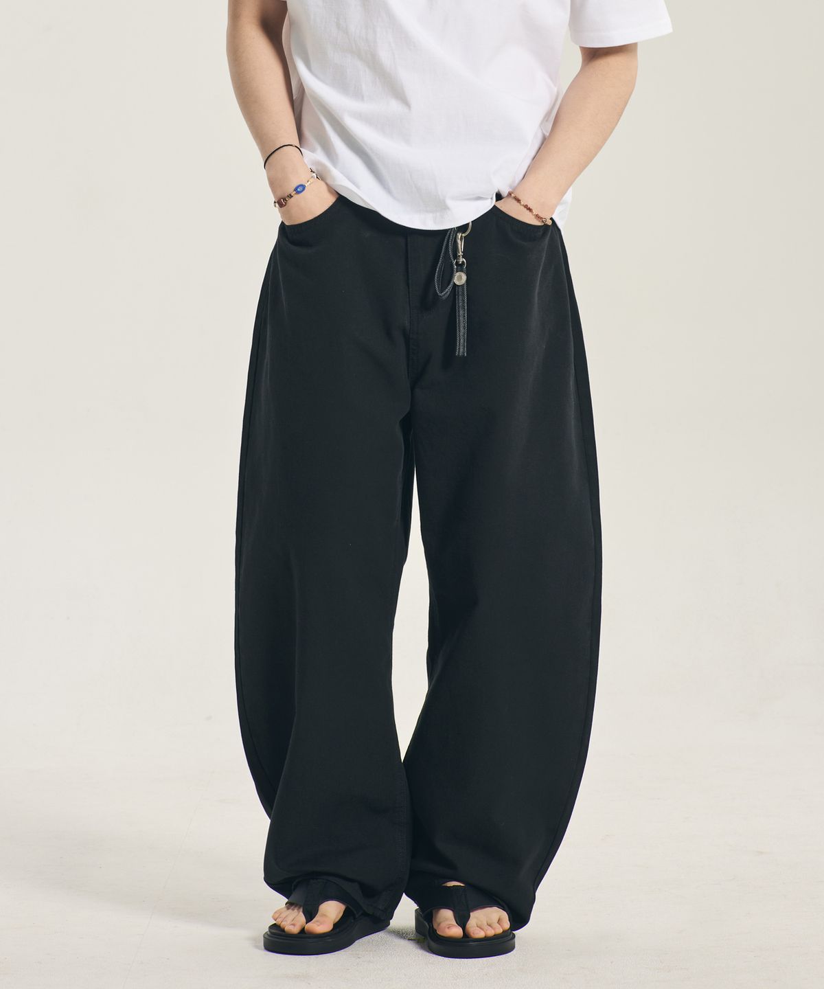 리플라이퍼키(REFLYPERKY) RE8407 서퍼브 커브드 팬츠 (BLACK)