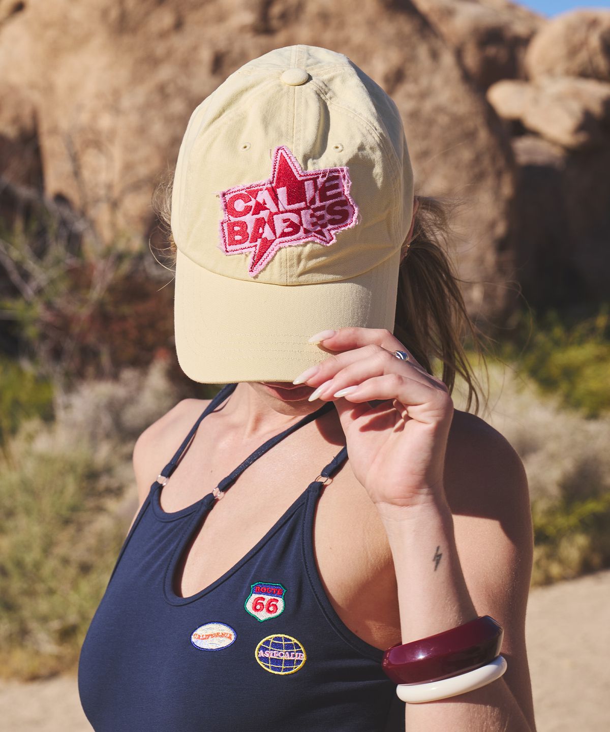에즈이프 캘리(ASIF CALIE) CALIE BABES PATCH BALL CAP YELLOW