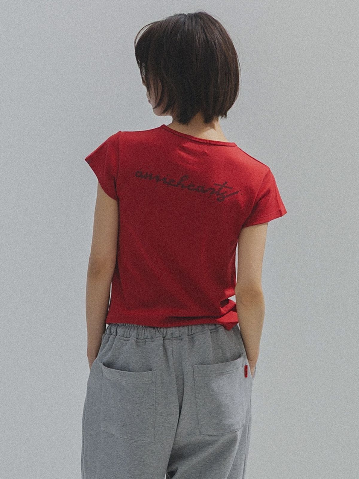 앤하츠(ANNEHEARTS) Slim Modal lettering Tee_RED