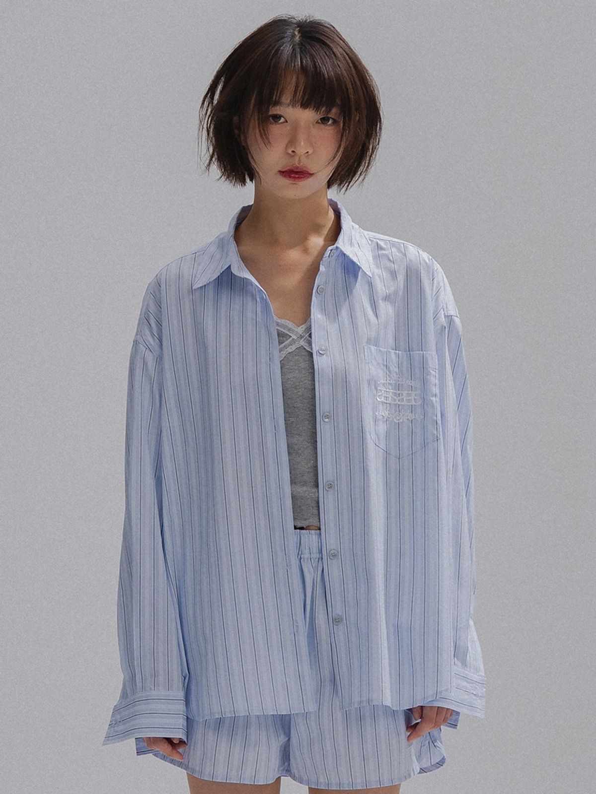 앤하츠(ANNEHEARTS) Breeze Embroidery Stripe Shirt_BLUE
