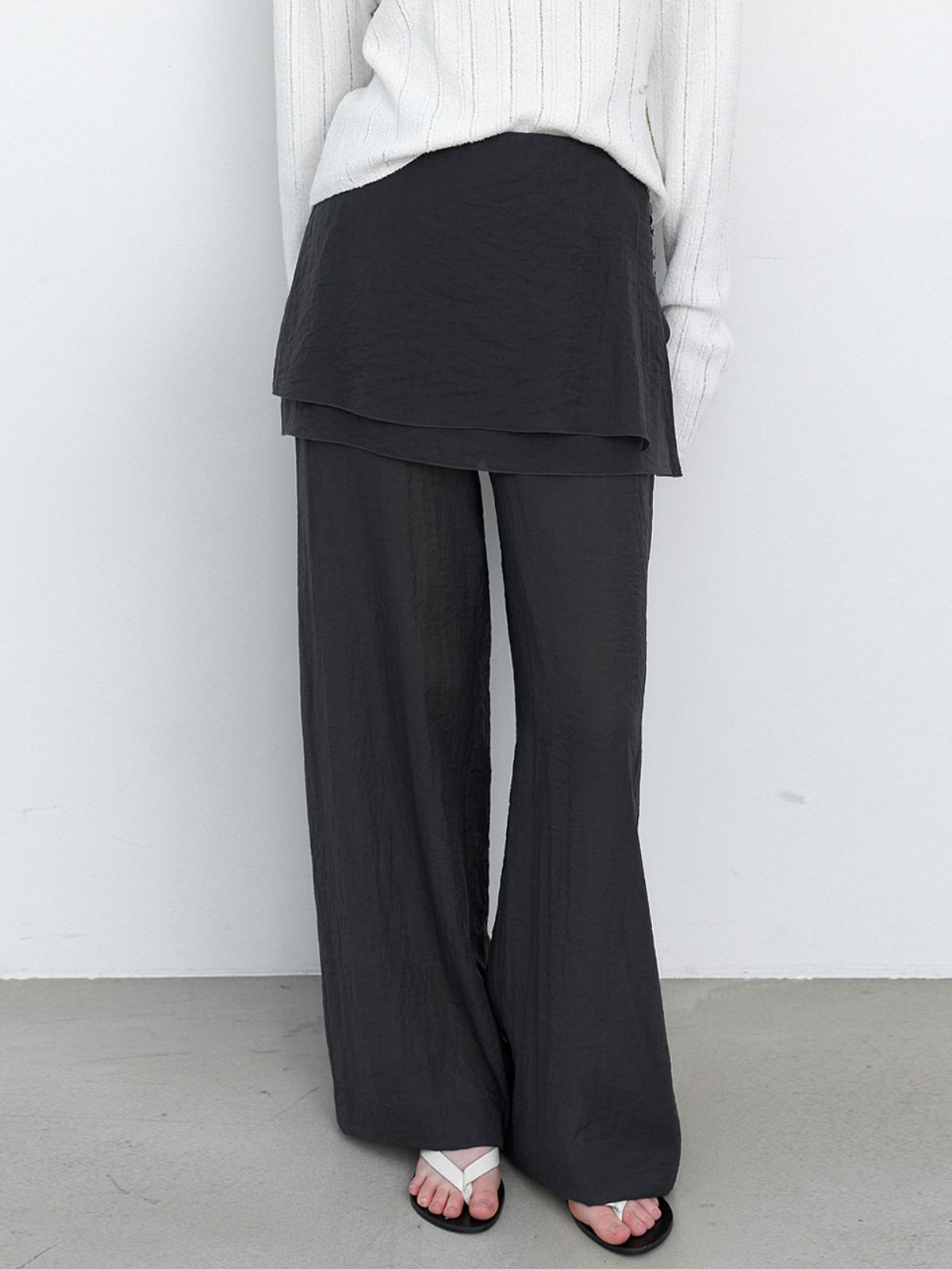 아틀리에 나인(ATELIER NAIN) BUTTON POINT WRAP SKIRT PANTS (PT-5750)