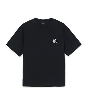 스포티브 컬시브 등판 레터 반팔 티셔츠 NY (Black)