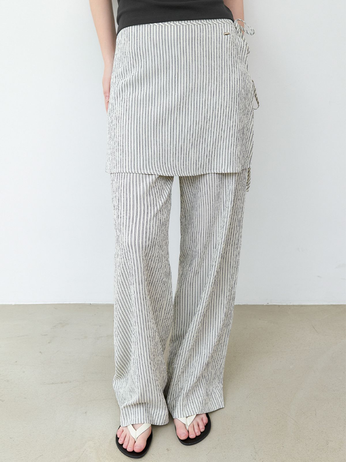아틀리에 나인(ATELIER NAIN) STRIPE WRAP SKIRT LAYERED PANTS (PT-5778)