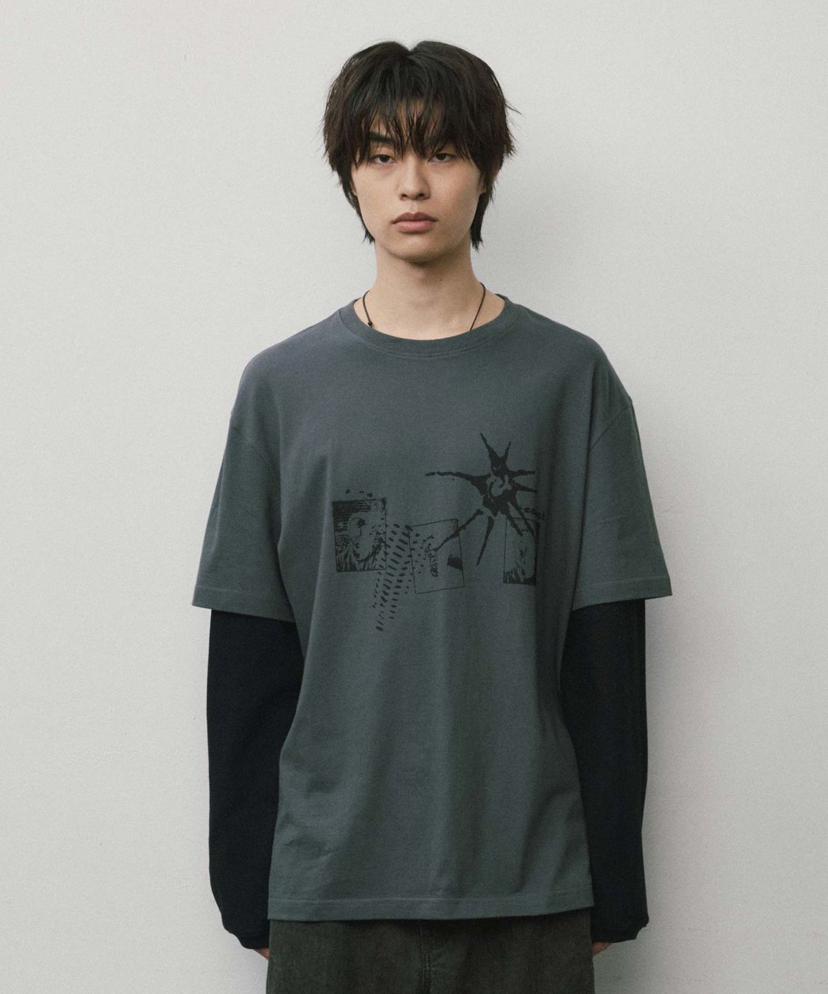 더블유엠씨(WMC) 크루넥 레이어드 롱슬리브_CHARCOAL GREY