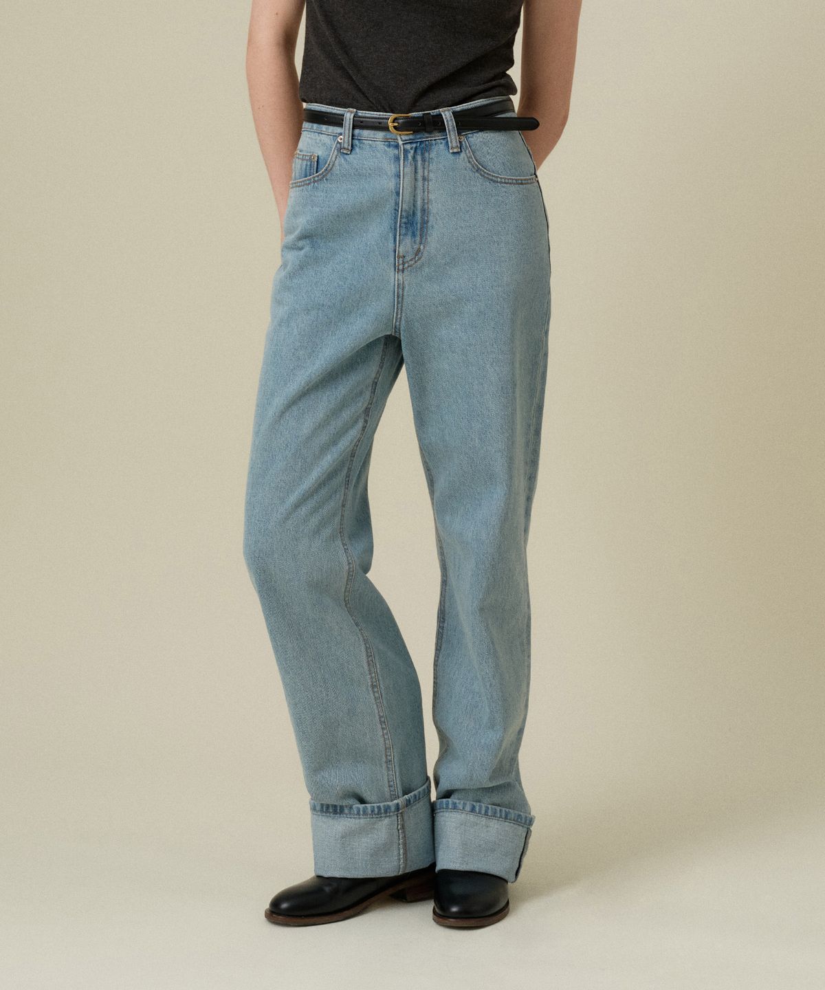 망고매니플리즈(MANGO MANY PLEASE) OLLO LIGHT JEANS_LIGHT BLUE