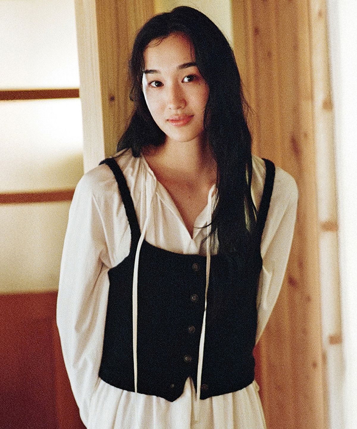 망고매니플리즈(MANGO MANY PLEASE) HEN BUSTIER KNIT_NAVY