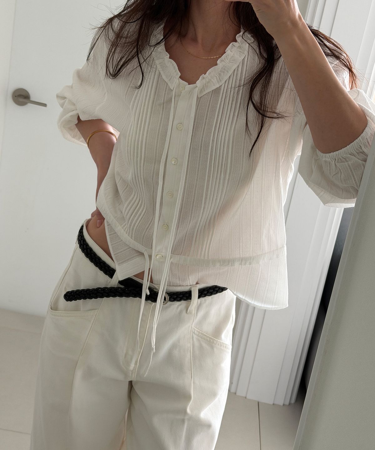 망고매니플리즈(MANGO MANY PLEASE) ONCE FRILL BLOUSE_WHITE