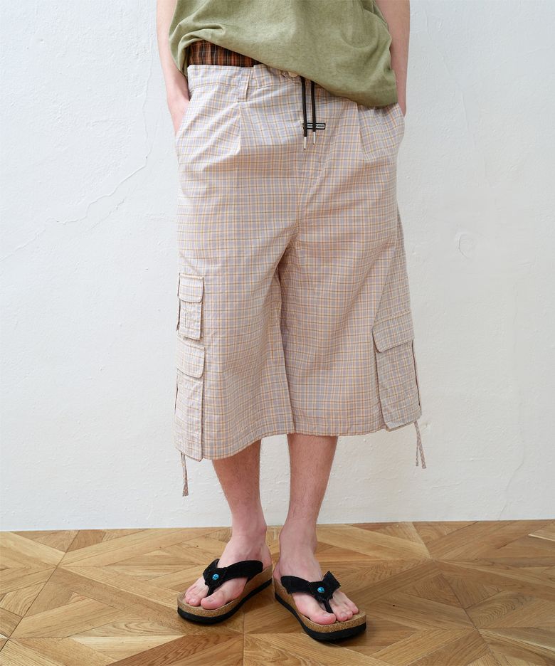 LAYERED CHECK CARGO SHORTS CREAM