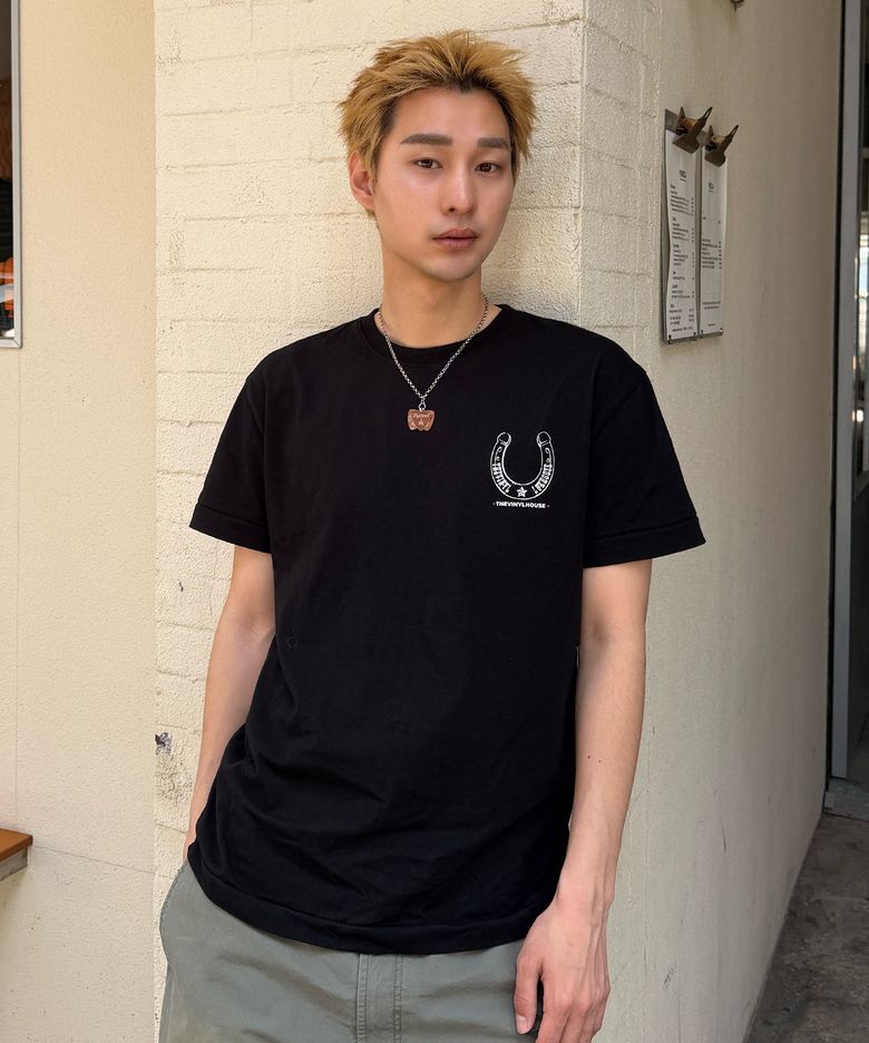 LUCKY HOUSE TEE BLACK
