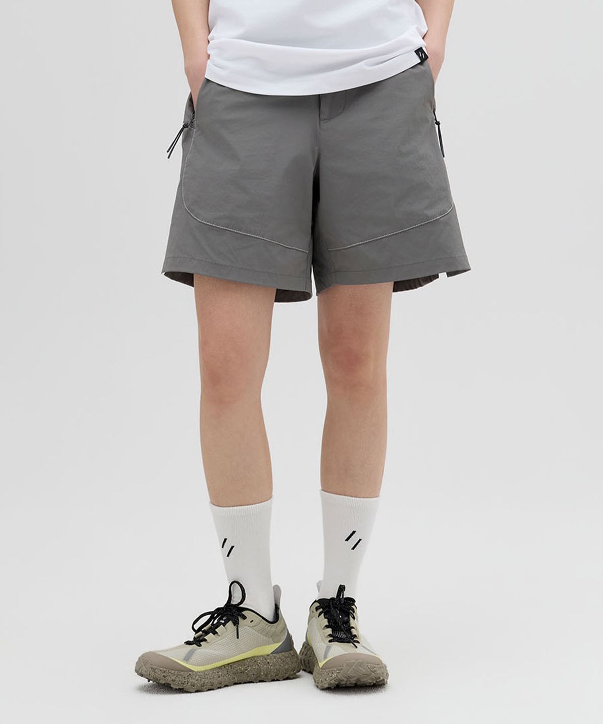 웰터 익스페리먼트(WELTER EXPERIMENT) LUMITRATIL SHORTS_SILVER