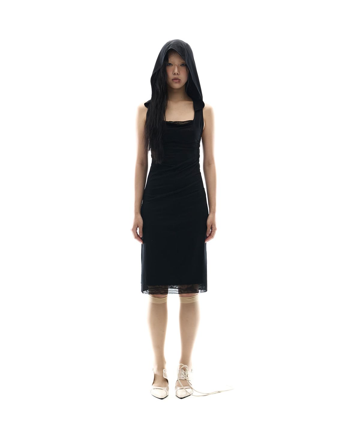 오호스(OJOS) Flatseam Halter Midi Dress / Black