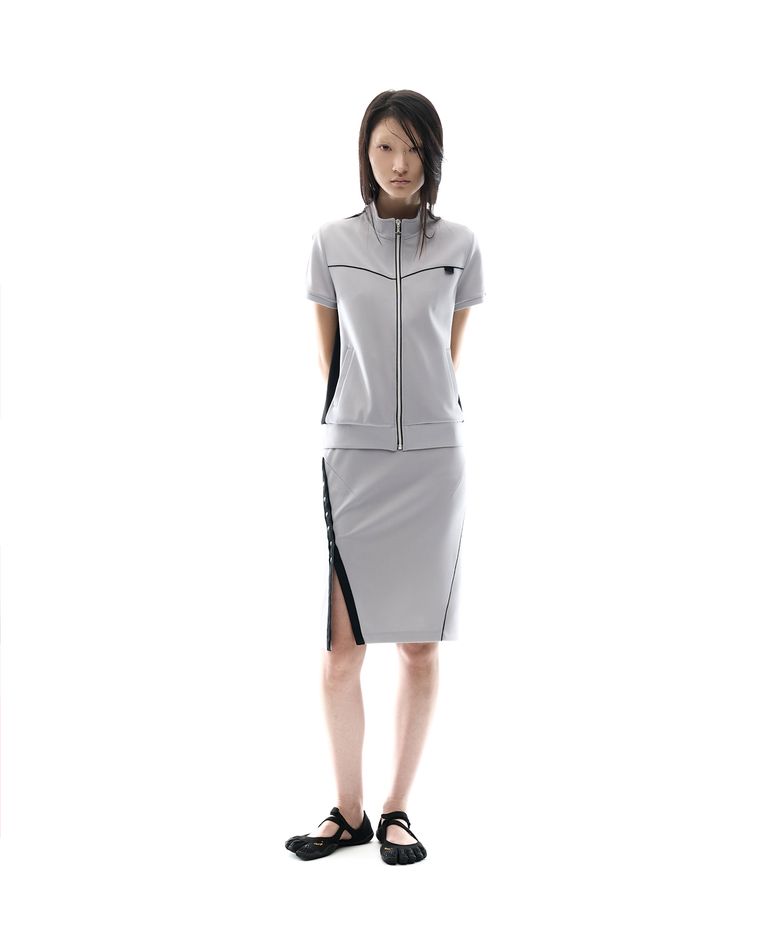 Button Slit Track Skirt / Grey