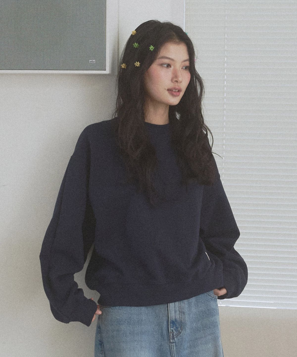 뉴루키(NEW LOOKY) Overfit sweatshirt _Navy