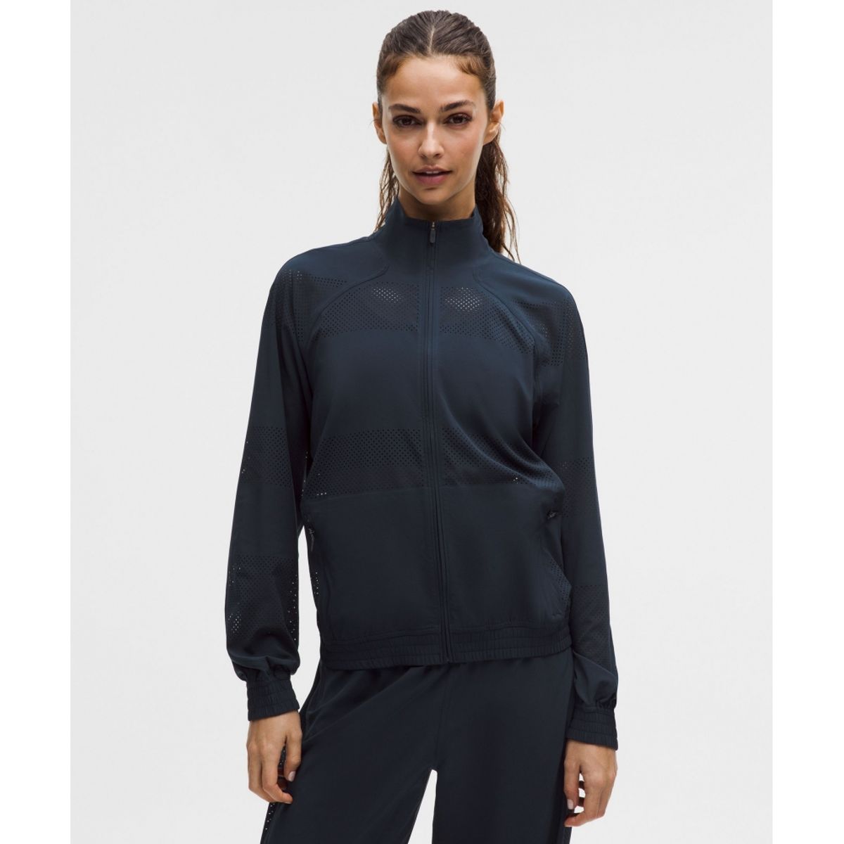 룰루레몬(LULULEMON) 어댑티드 스테이트 트랙 재킷 *퍼포레이티드 스트라이프  TRNV