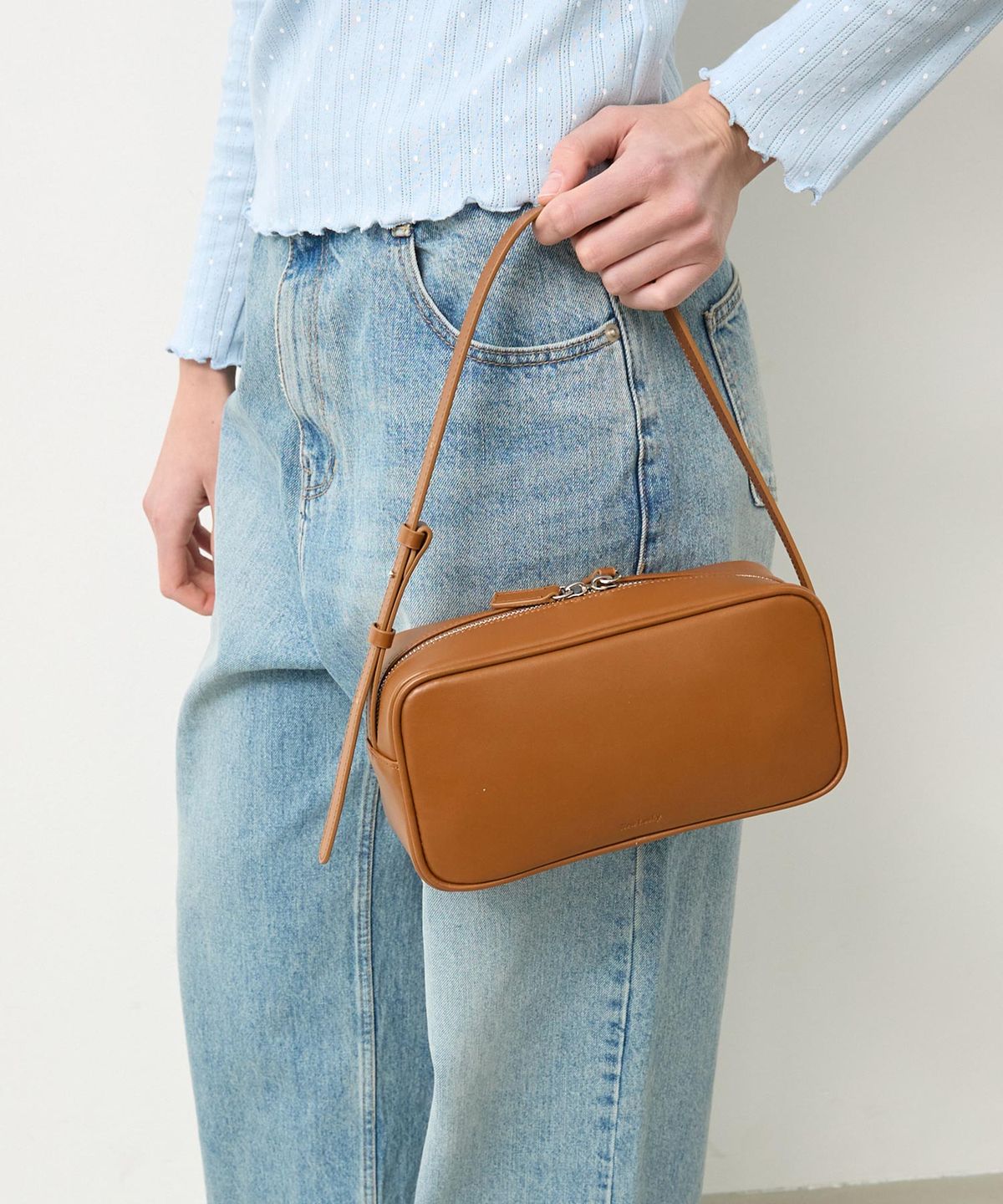 뉴루키(NEW LOOKY) Square leather shoulder bag _Brown