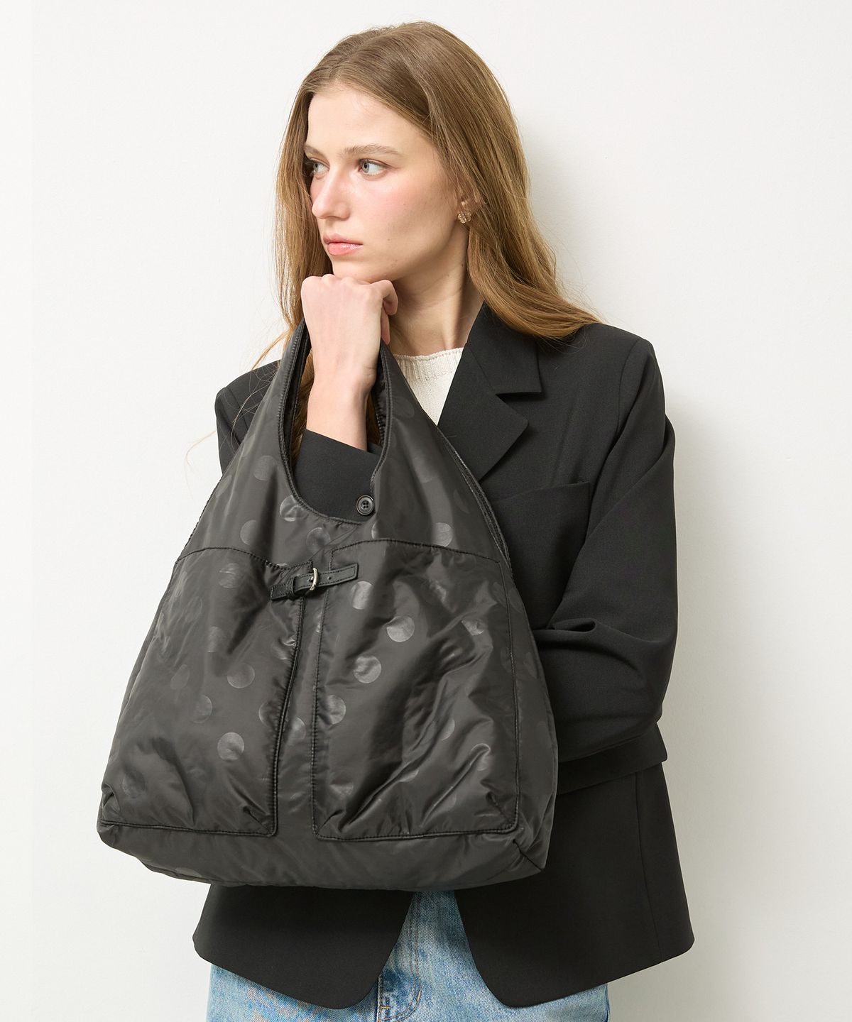 뉴루키(NEW LOOKY) Dot Point Hobo bag _Black