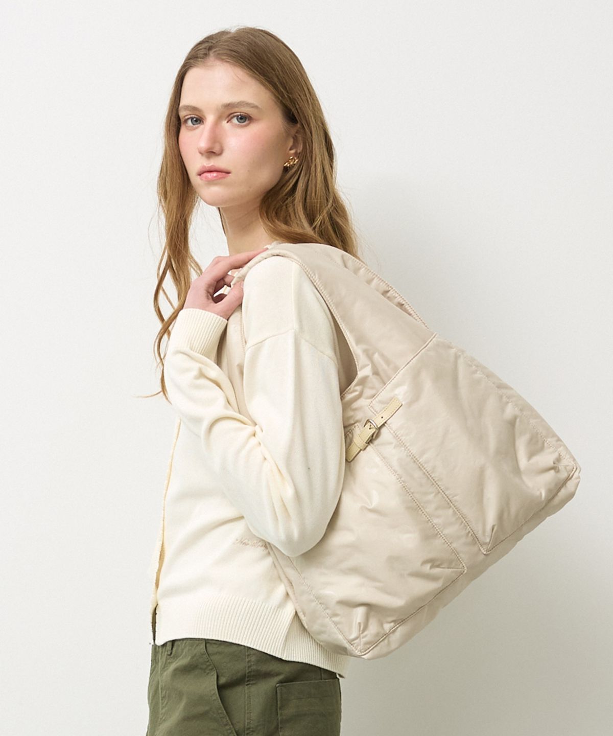 뉴루키(NEW LOOKY) Dot Point Hobo bag _Beige