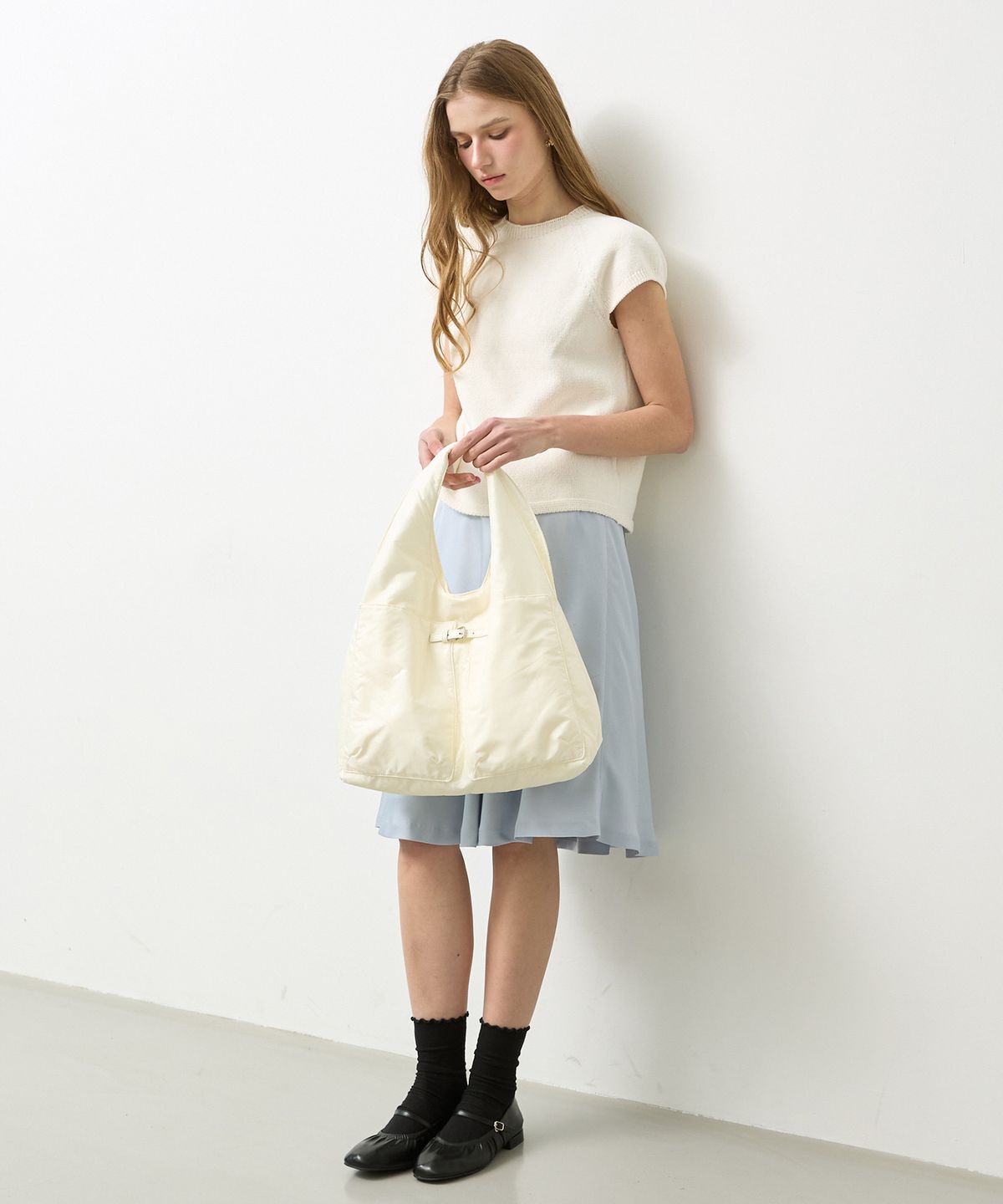 뉴루키(NEW LOOKY) Dot Point Hobo bag _Ivory