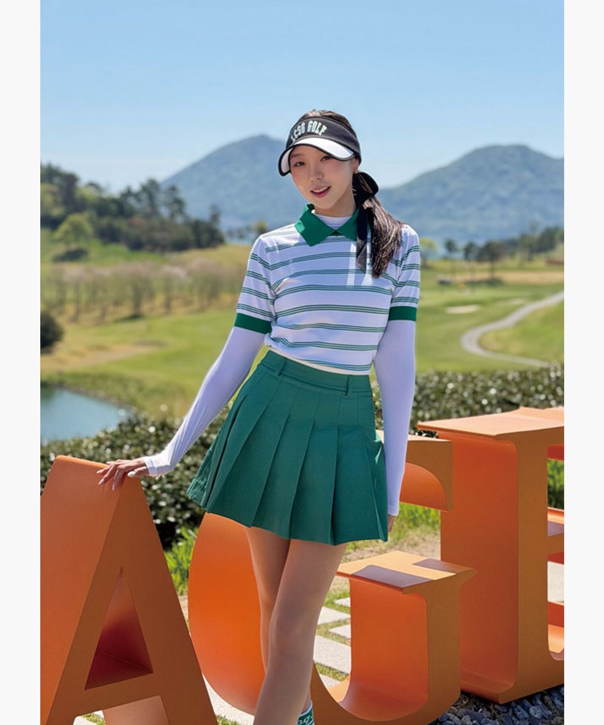 르꼬끄 골프(LECOQ GOLF) 여성 스트라이프 카라 반팔 스웨터 _GREN GR122LKP31