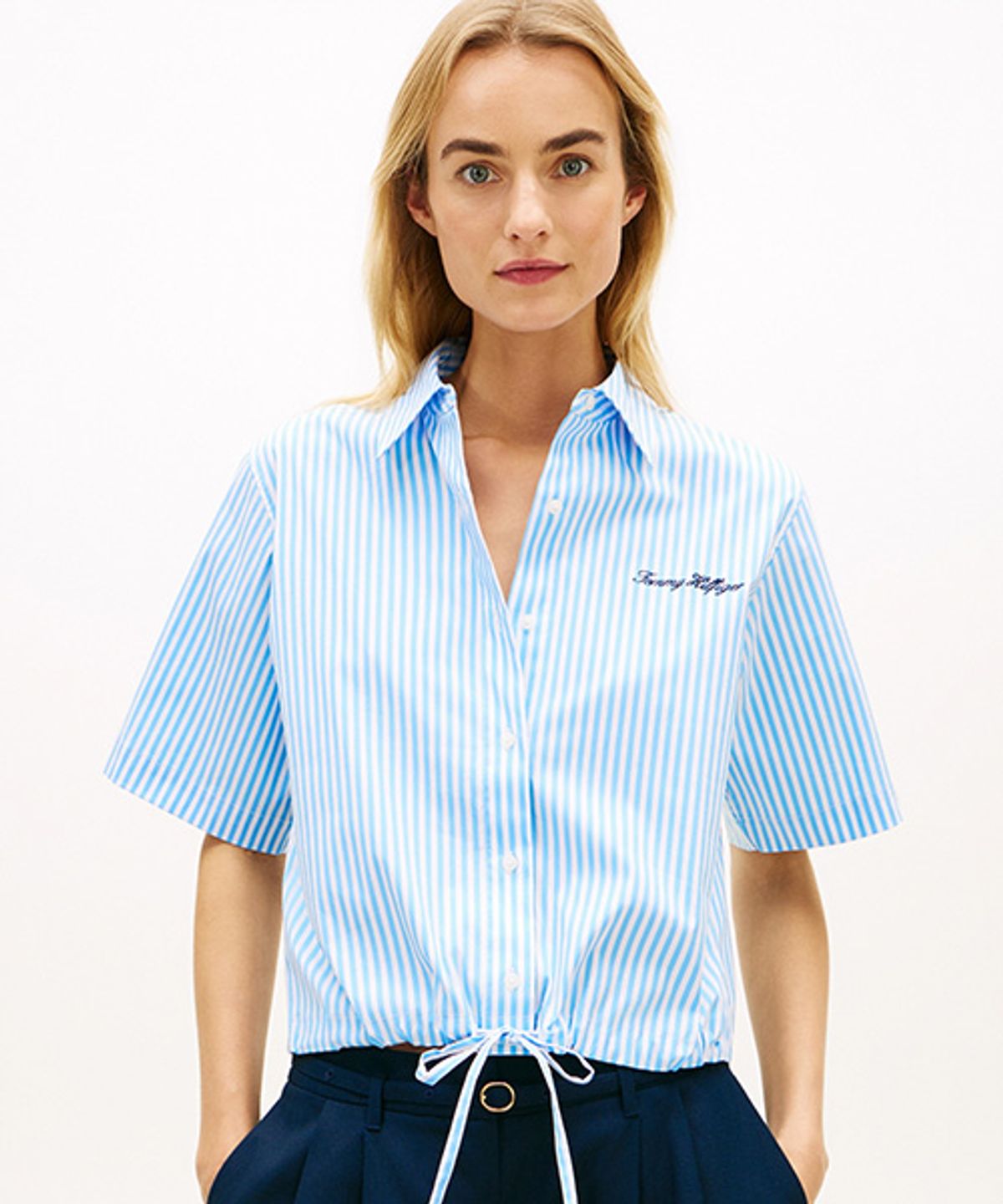 타미힐피거(TOMMY HILFIGER) 포플린 블루종 셔츠 (T22G1WSH060WT20FB)