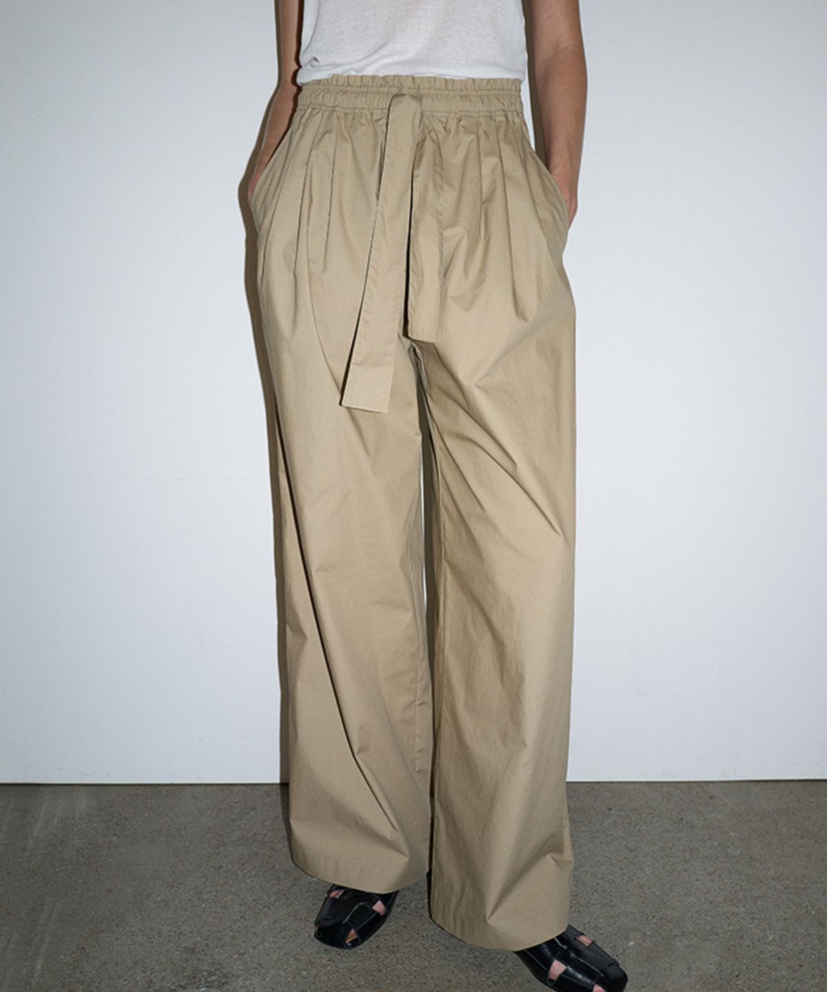 더룸(THELOOM) COTTON BANDING PANTS_BEIGE