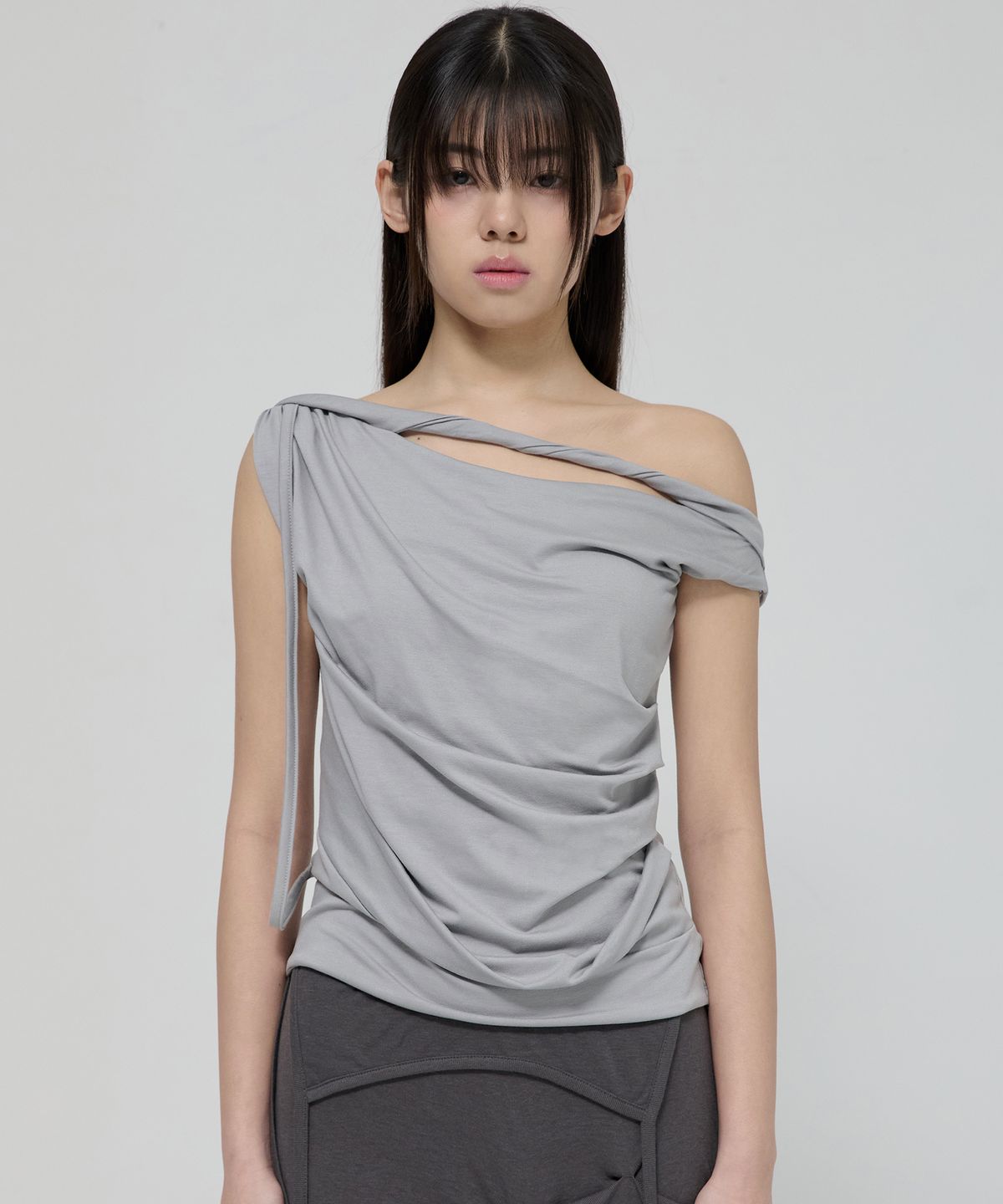 플레어업(FLAREUP) Braided Drape One-Shoulder Top (FL-140_Gray)
