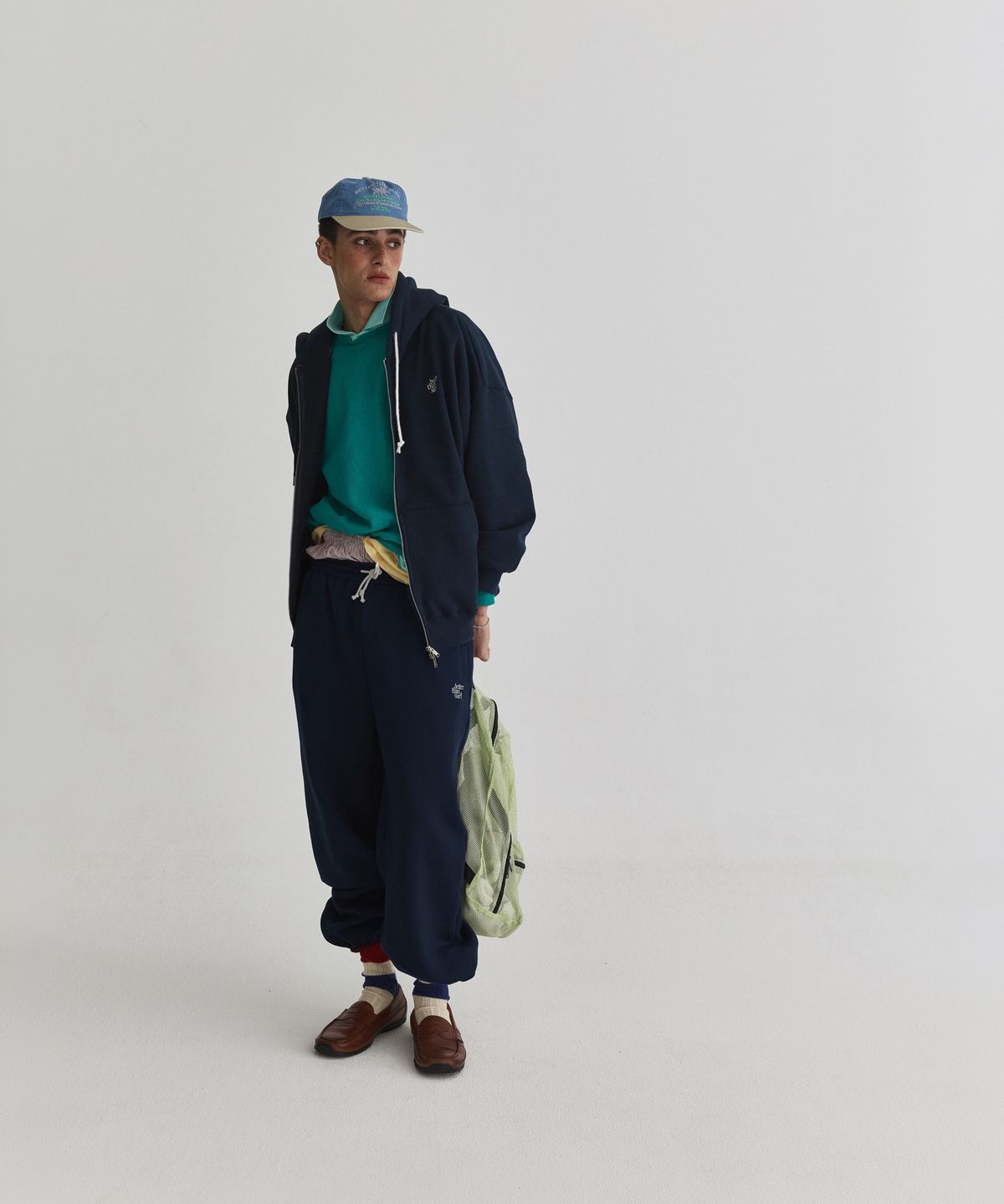 배러댄서프(BETTER THAN SURF) EUPHORIA SWEATPANTS - NAVY