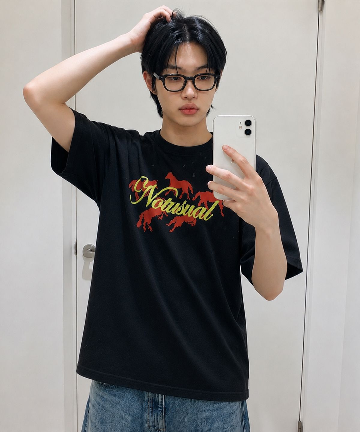 낫유즈얼(NOTUSUAL) 레드픽셀홀스 오버핏 반팔티 4color