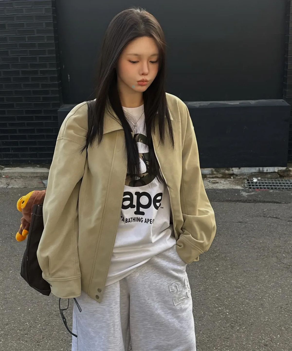 비율(VIYUL) 레더 집업 블루종