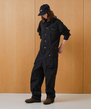 공용 시그니처 점프수트 (BLACK)