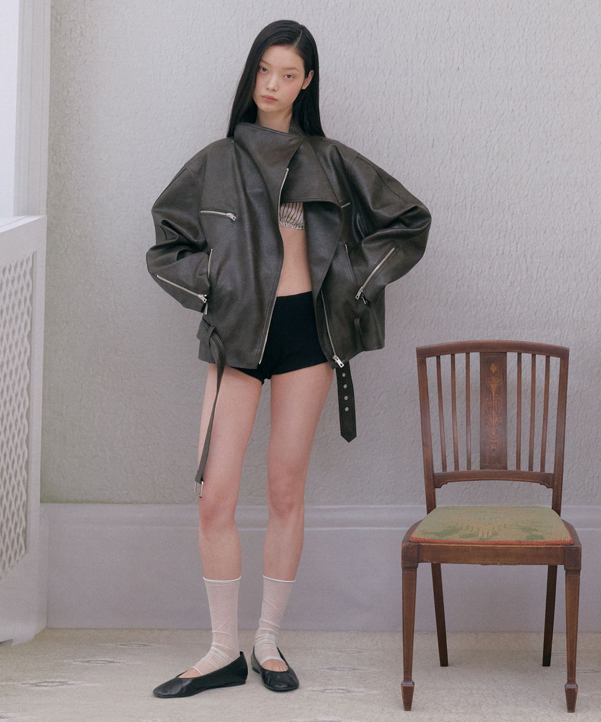 틴시(TEENSY) 하이넥 레더 자켓