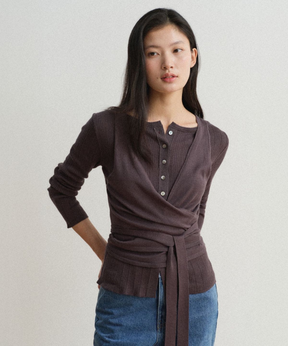 토와브(TOWAV) OSS WRAP CARDIGAN SET_CHARCOAL