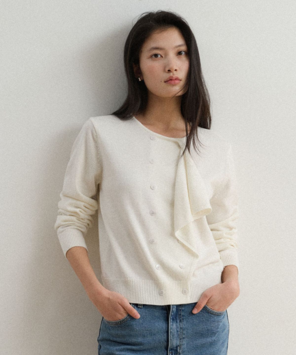 토와브(TOWAV) CHELL DRAPE KNIT_IVORY